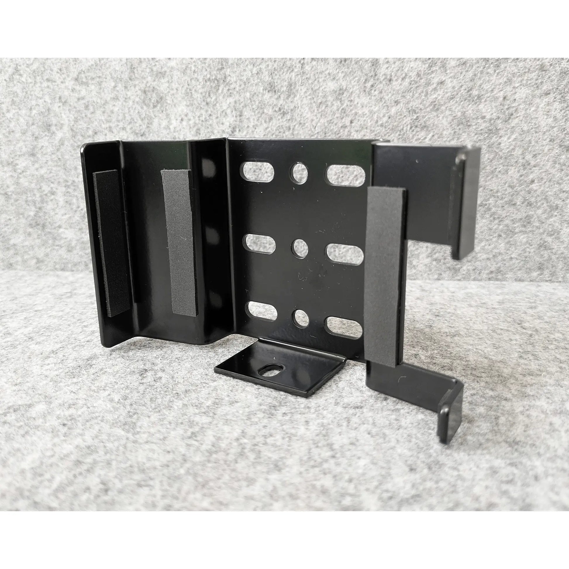 QSTARZ LT-8000GT / LT-8000S 対応オリジナル取付ステー – 813 QSTARZ LT-8000GT / LT-8000S 対応オリジナル取付ステー – 813